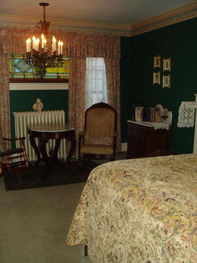 Rosewood Inn Corning Dış mekan fotoğraf