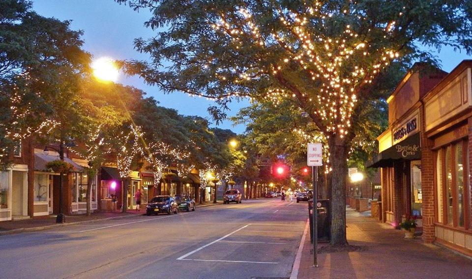 Rosewood Inn Corning Dış mekan fotoğraf